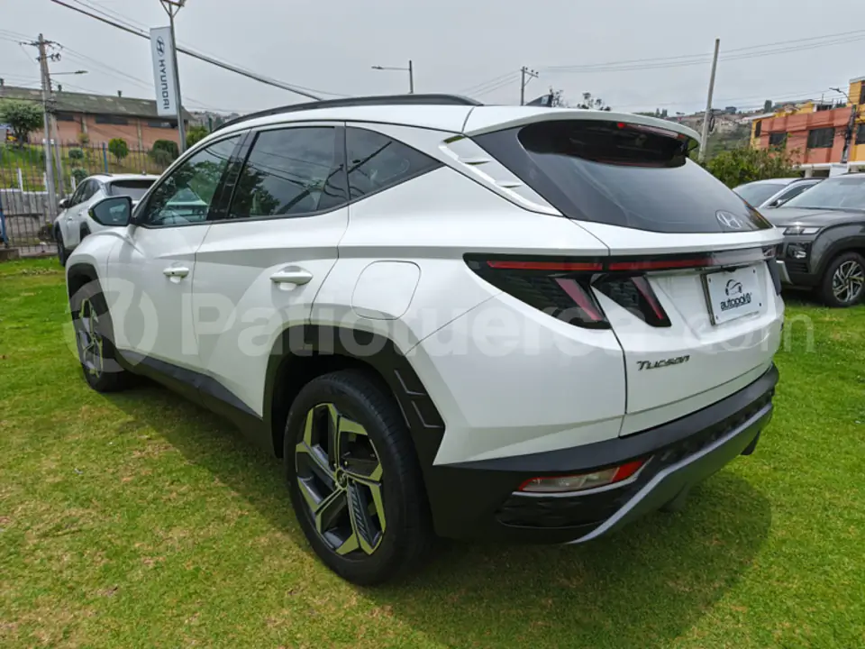 Foto 3 de Hyundai Tucson NX4E