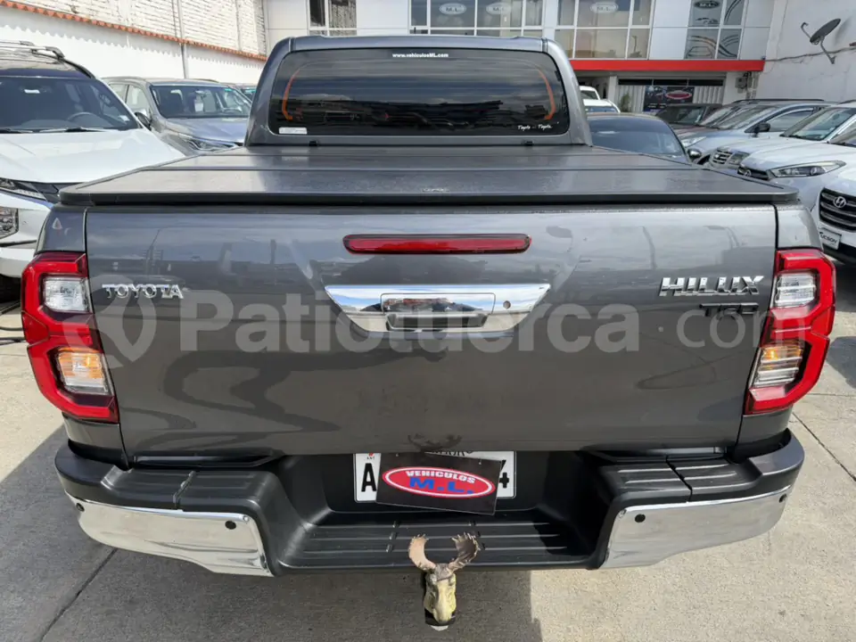 Foto 19 de Toyota Hilux CD 4x4 Diesel