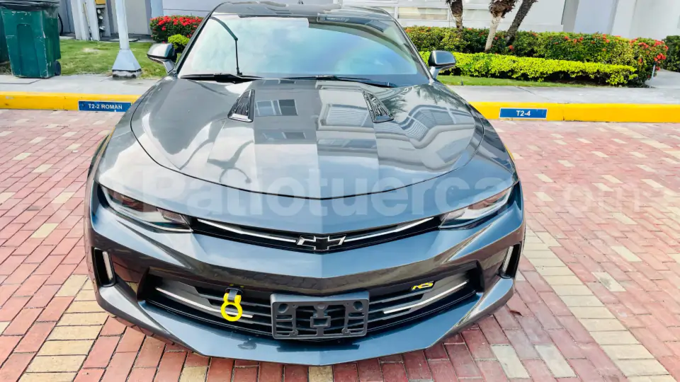 Foto 2 de Chevrolet Camaro RS