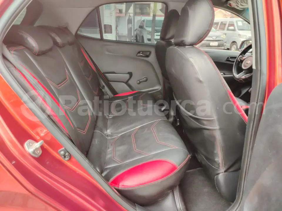 Foto 7 de Kia PICANTO EX 1.2