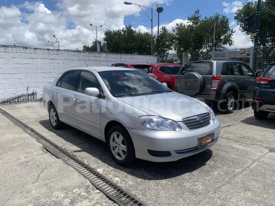 Foto 1 de Toyota Corolla 1.6