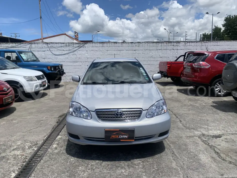 Foto 3 de Toyota Corolla 1.6