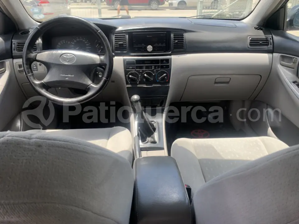 Foto 7 de Toyota Corolla 1.6