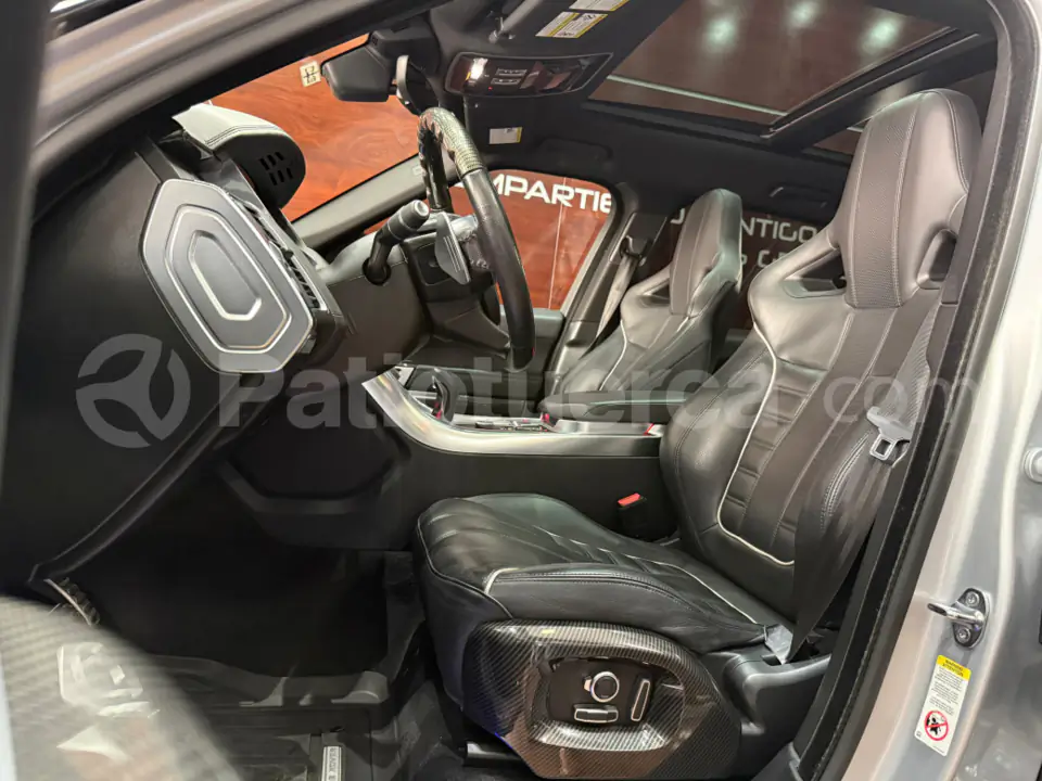 Foto 10 de Land Rover Range Rover Sport SVR