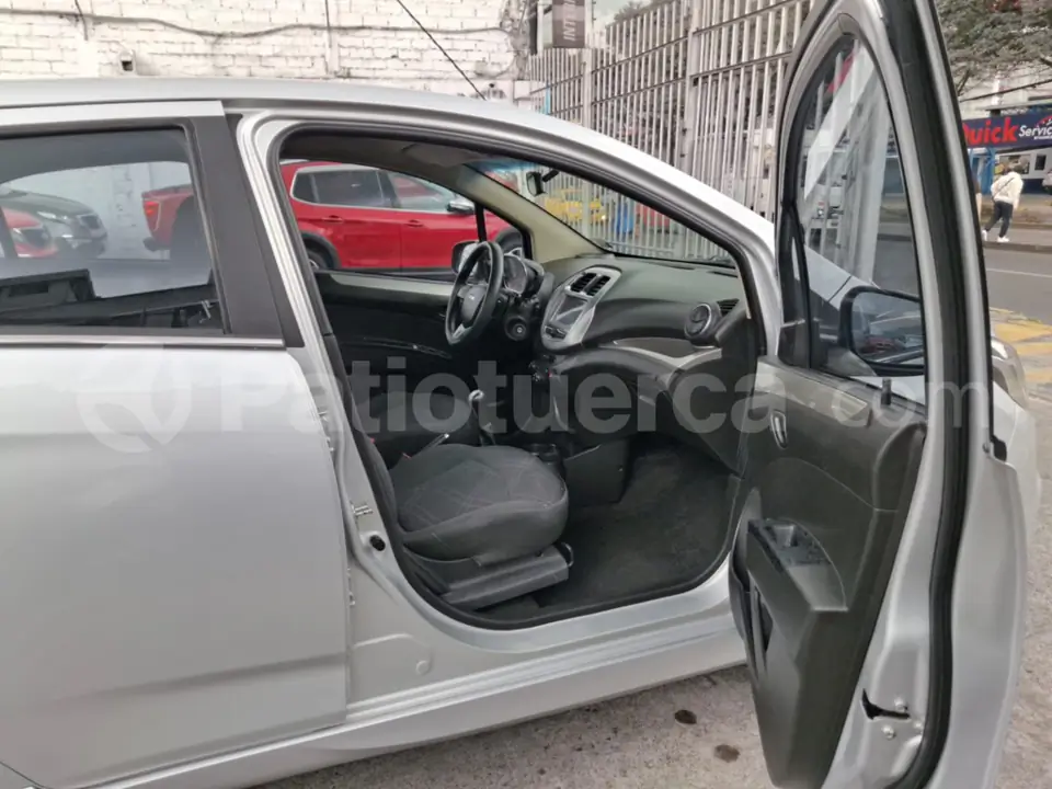 Foto 11 de Chevrolet BEAT PREMIER