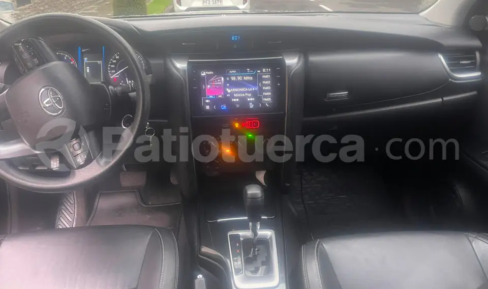 Foto 14 de Toyota New Fortuner