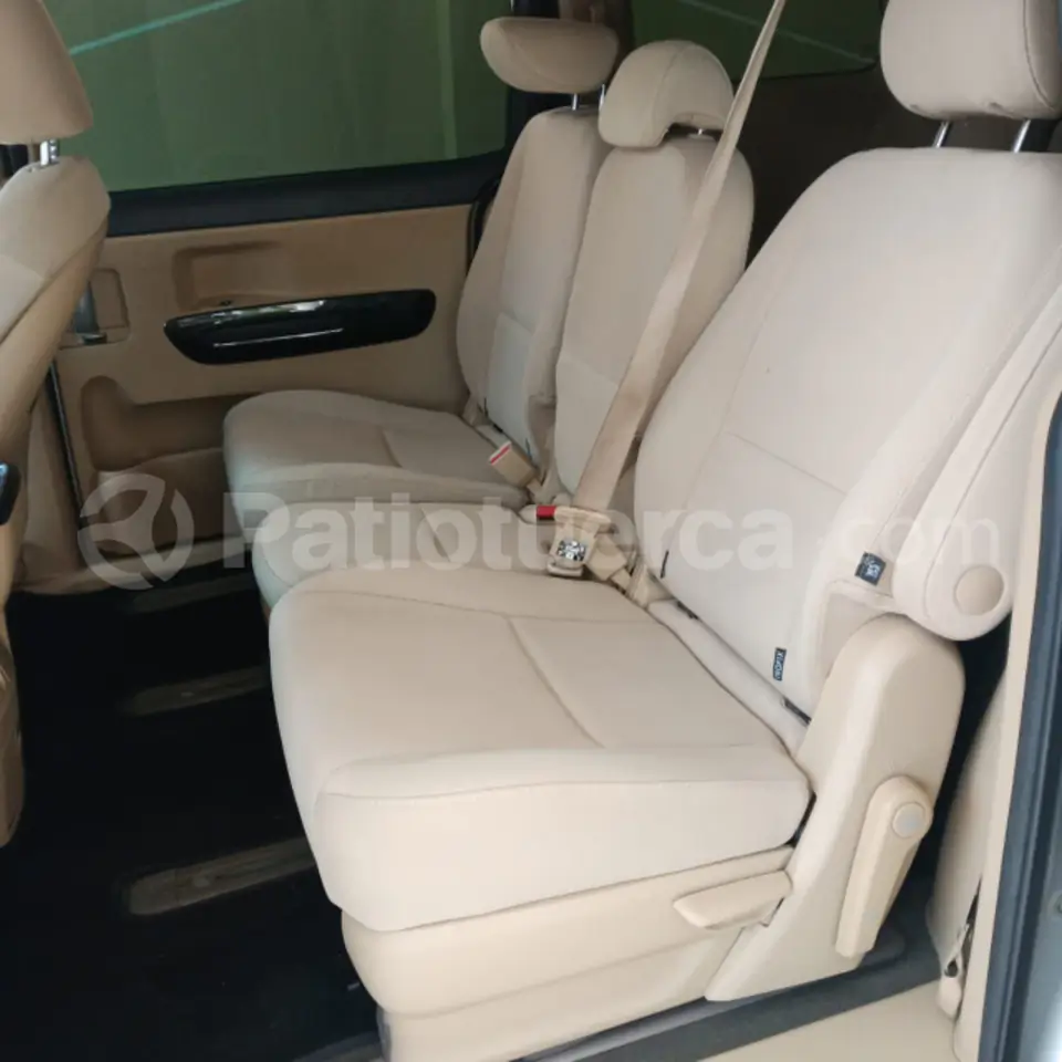 Foto 9 de Kia Carnival