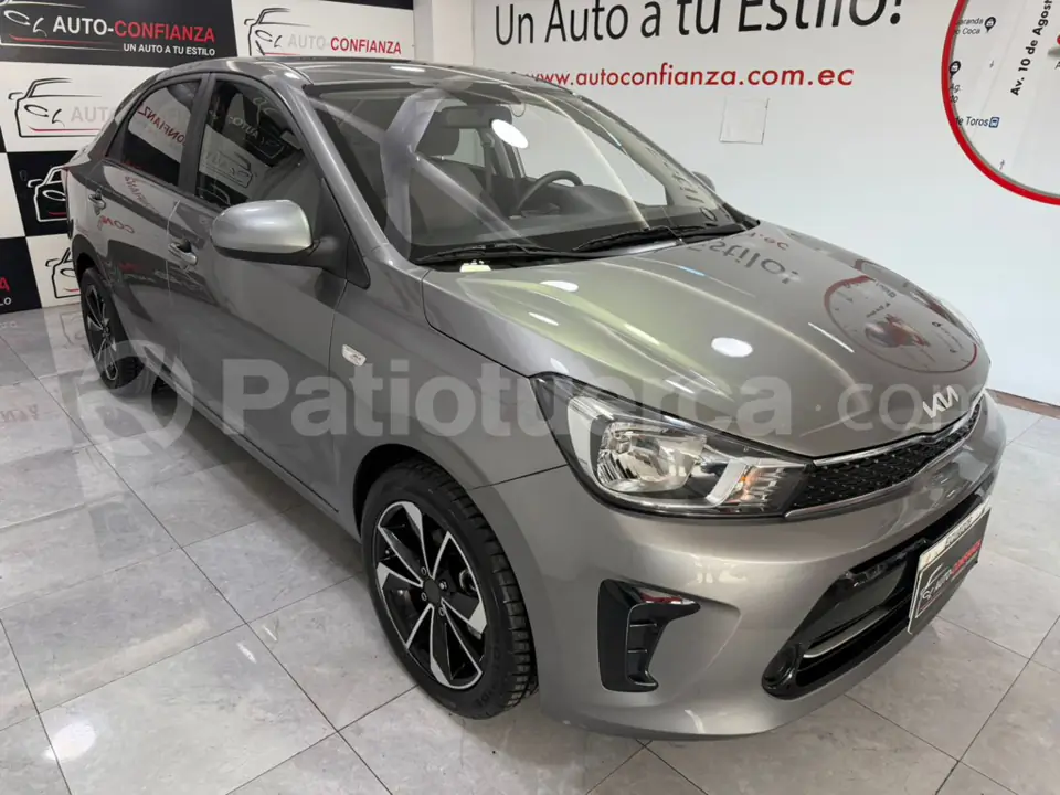 Foto 2 de Kia Soluto