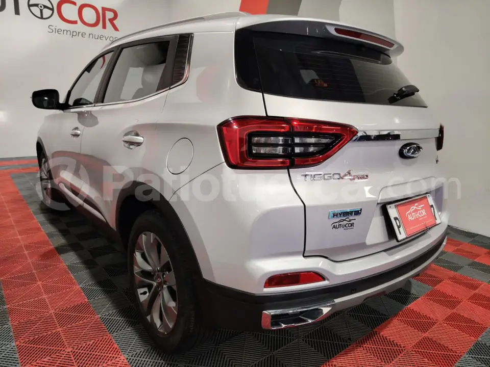 Foto 10 de Chery Tiggo 4 PRO