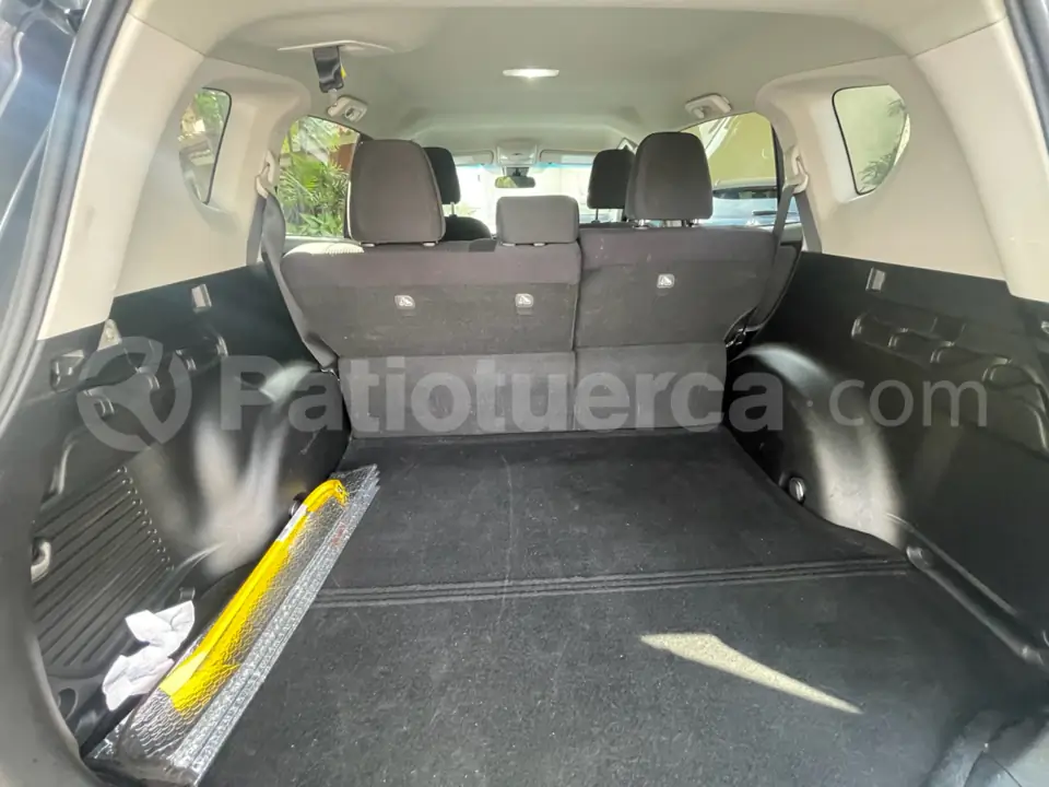 Foto 11 de Toyota RAV 4