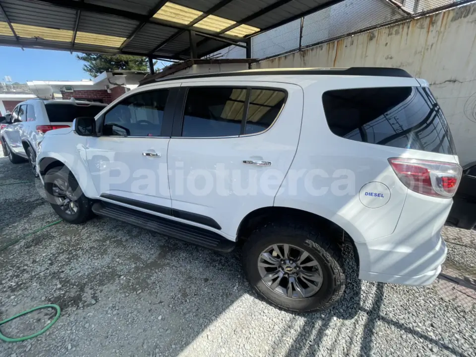 Foto 6 de Chevrolet TrailBlazer DSL LTZ TA 2.8