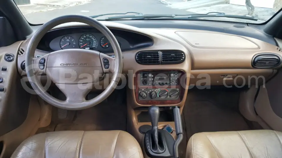 Foto 11 de Chrysler Stratus