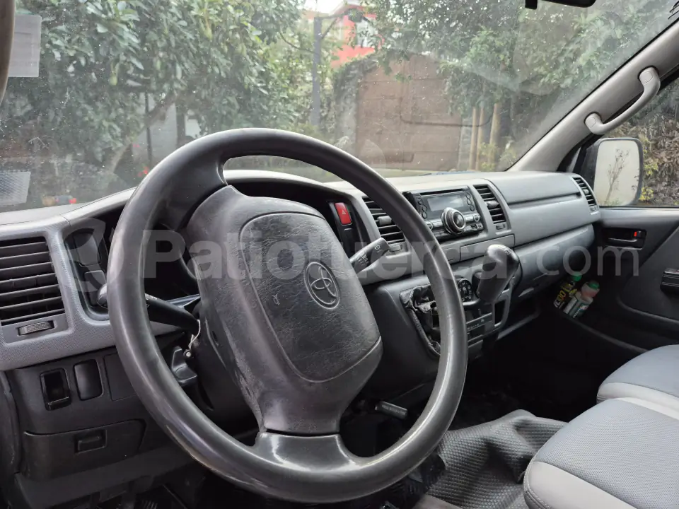 Foto 4 de Toyota BB HIACE DIESEL