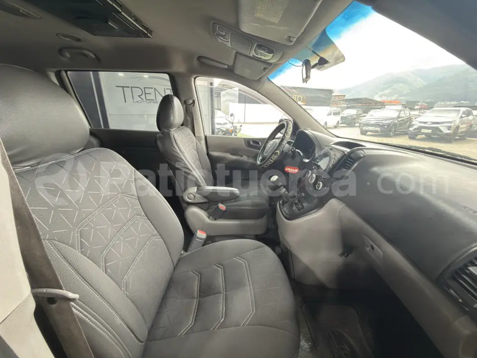 Foto 11 de Kia Carnival