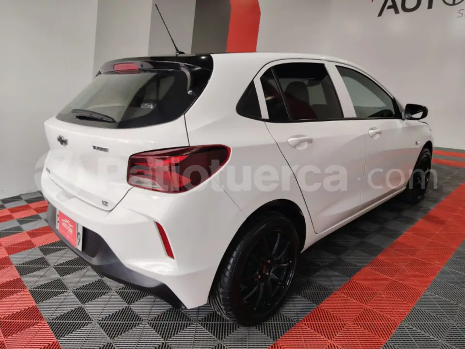 Foto 6 de Chevrolet ONIX