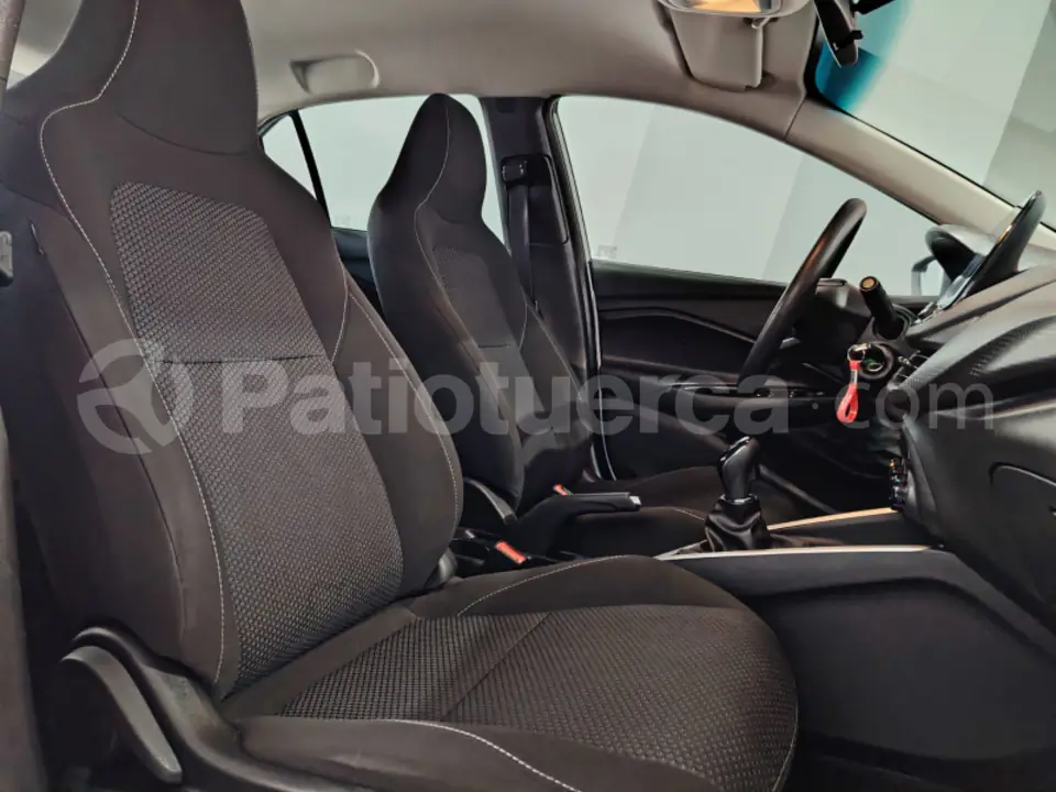 Foto 21 de Chevrolet ONIX