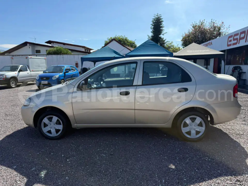 Foto 7 de Chevrolet Aveo Family
