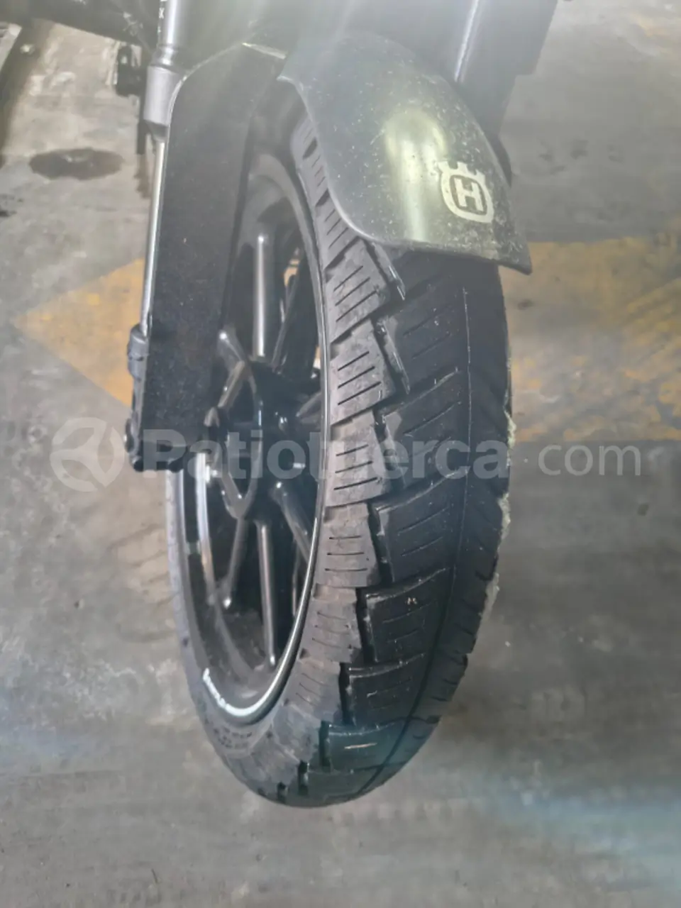 Foto 2 de Husqvarna Svartpilen 250