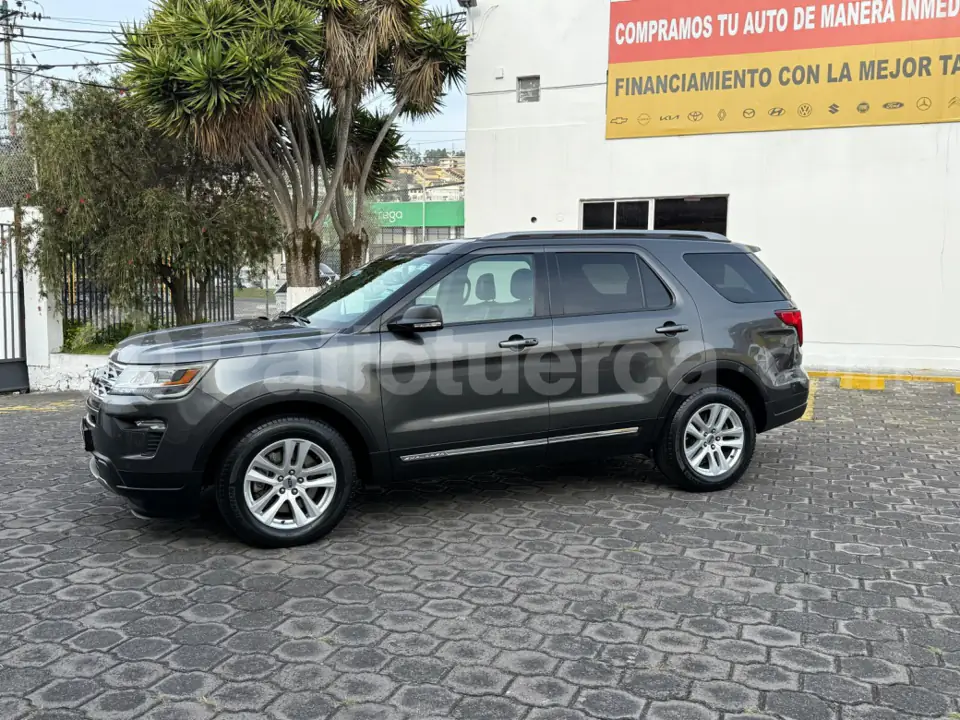 Foto 4 de Ford Explorer XLT