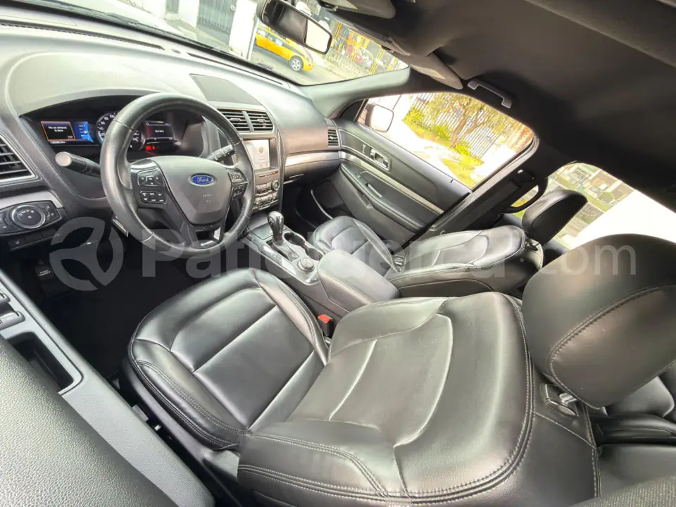 Foto 10 de Ford Explorer XLT