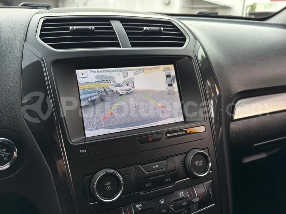 Foto 13 de Ford Explorer XLT