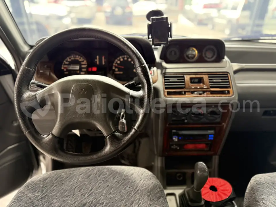 Foto 13 de Mitsubishi Montero 3P