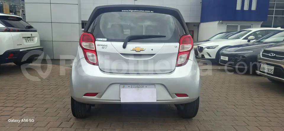 Foto 3 de Chevrolet Spark GT
