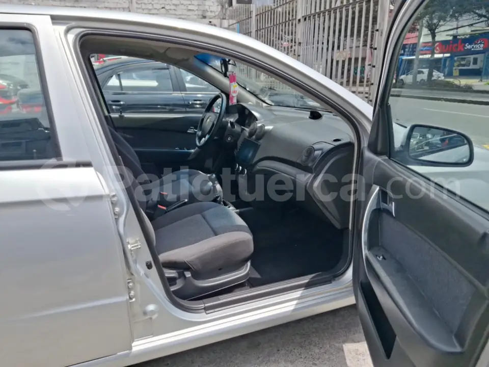 Foto 11 de Chevrolet Aveo Emotion GLS
