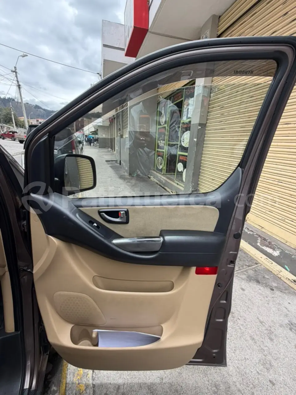 Foto 12 de Hyundai H1 12 pasajeros