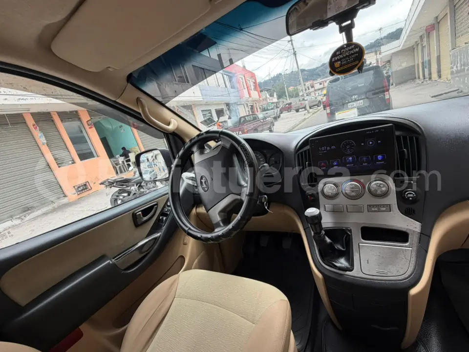 Foto 14 de Hyundai H1 12 pasajeros