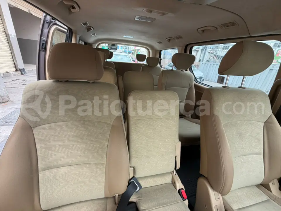 Foto 17 de Hyundai H1 12 pasajeros