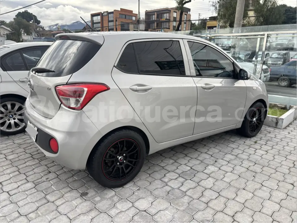 Foto 6 de Hyundai Grand I10 HB