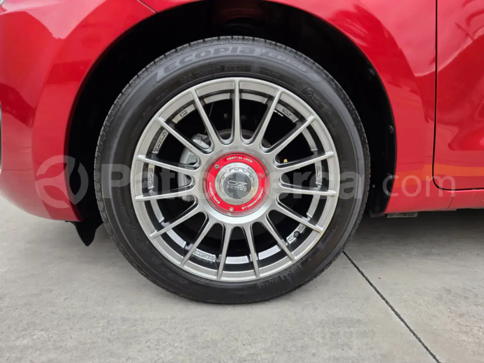 Foto 8 de Suzuki Swift GLX