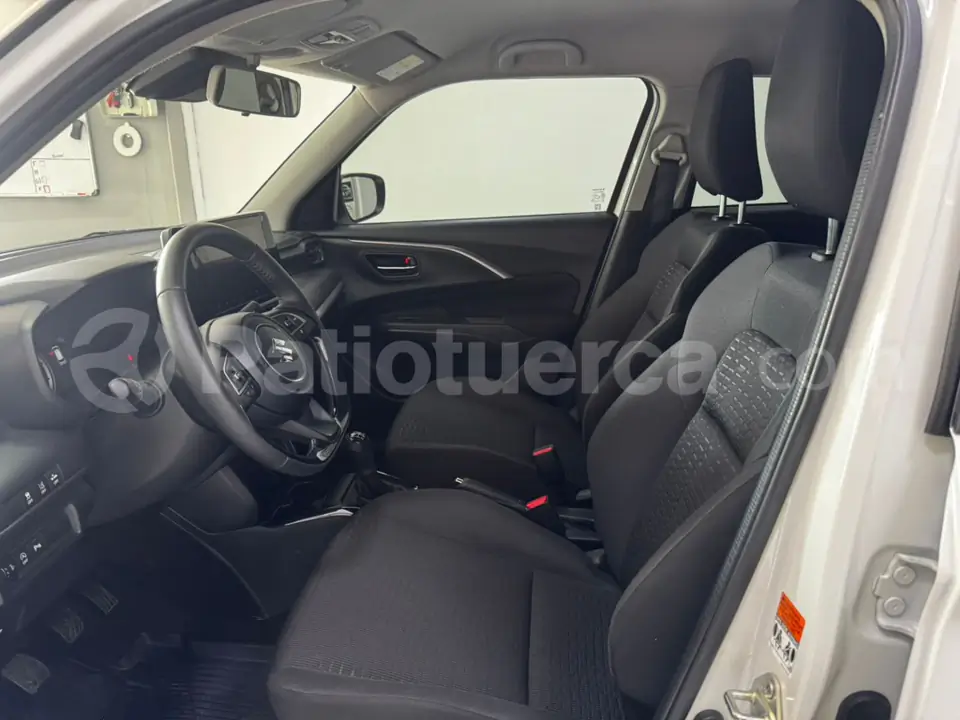 Foto 12 de Suzuki Swift GLX