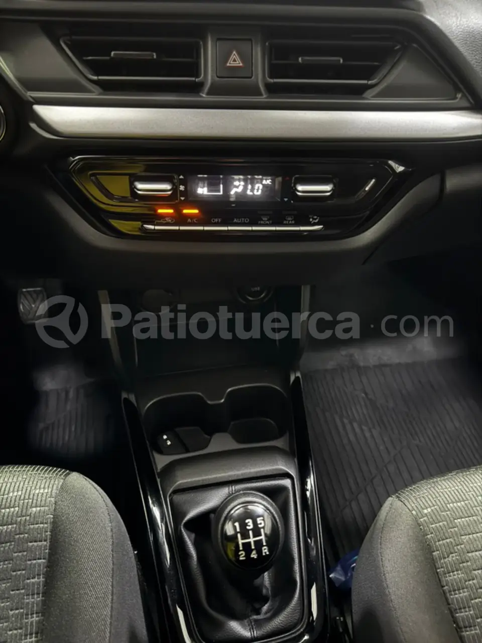 Foto 22 de Suzuki Swift GLX