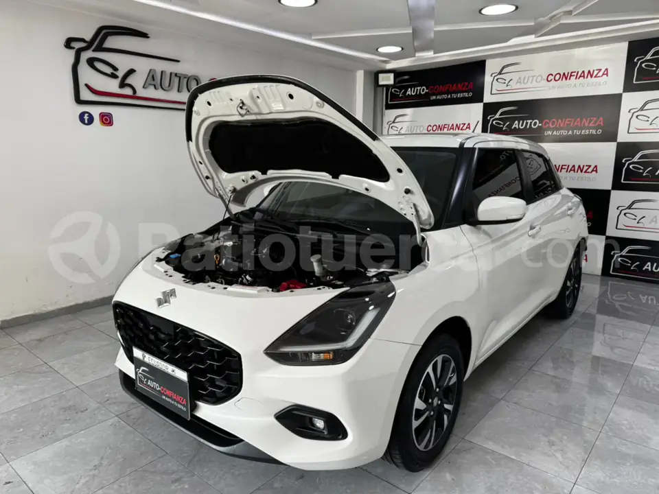 Foto 25 de Suzuki Swift GLX