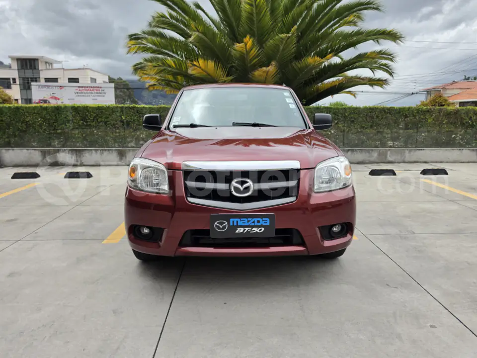 Foto 2 de Mazda BT-50 CS 2.2