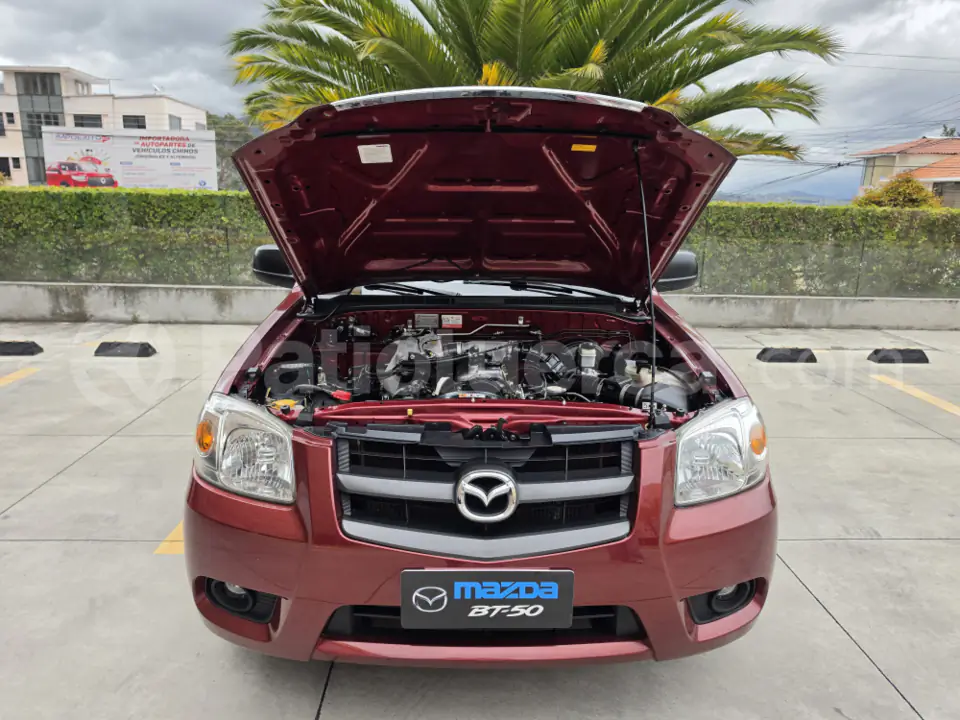 Foto 7 de Mazda BT-50 CS 2.2