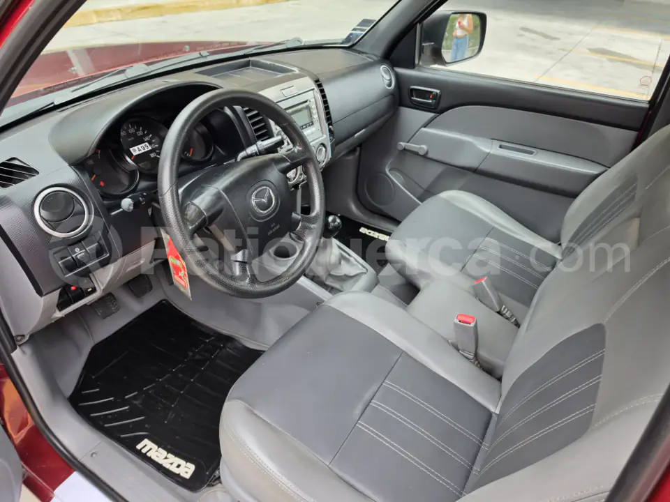 Foto 10 de Mazda BT-50 CS 2.2
