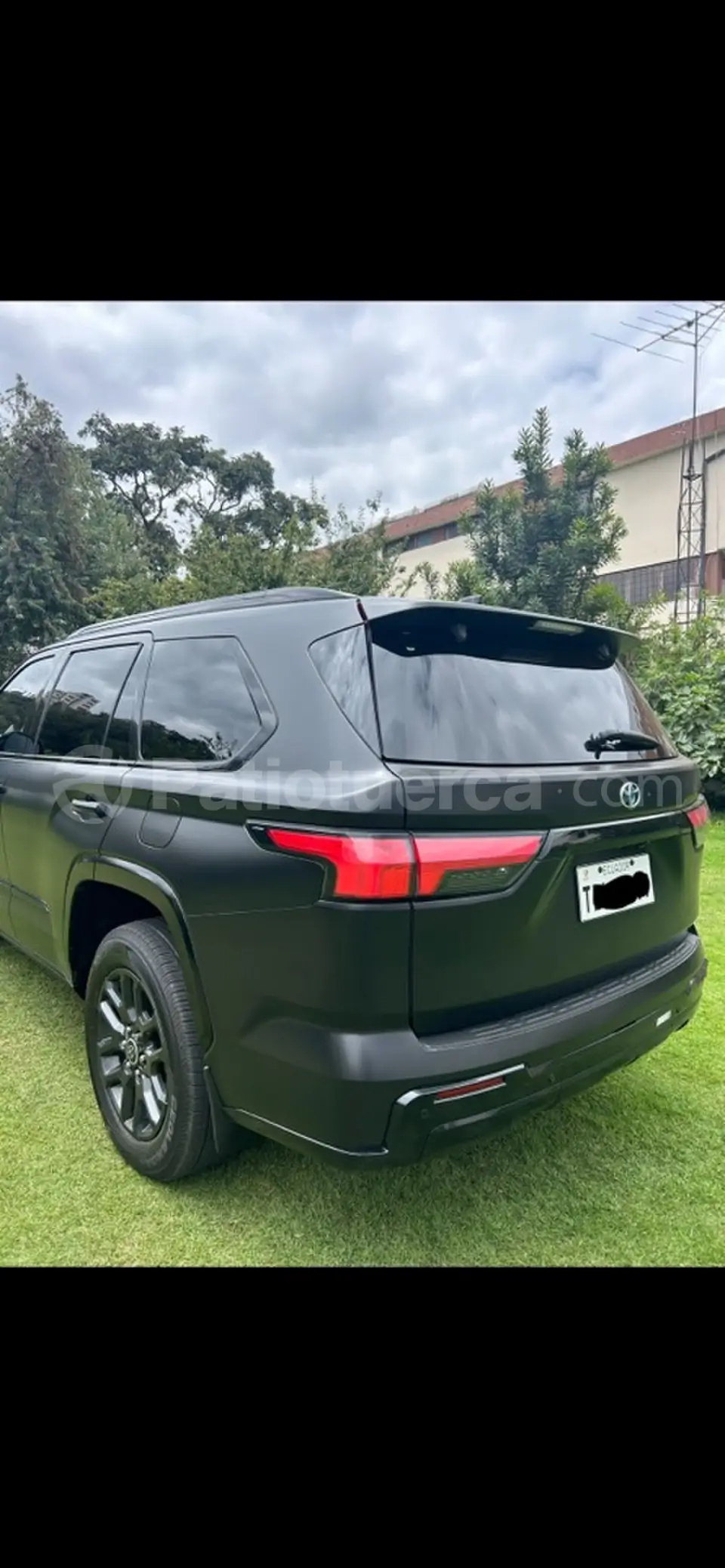 Foto 4 de Toyota Sequoia Platinium