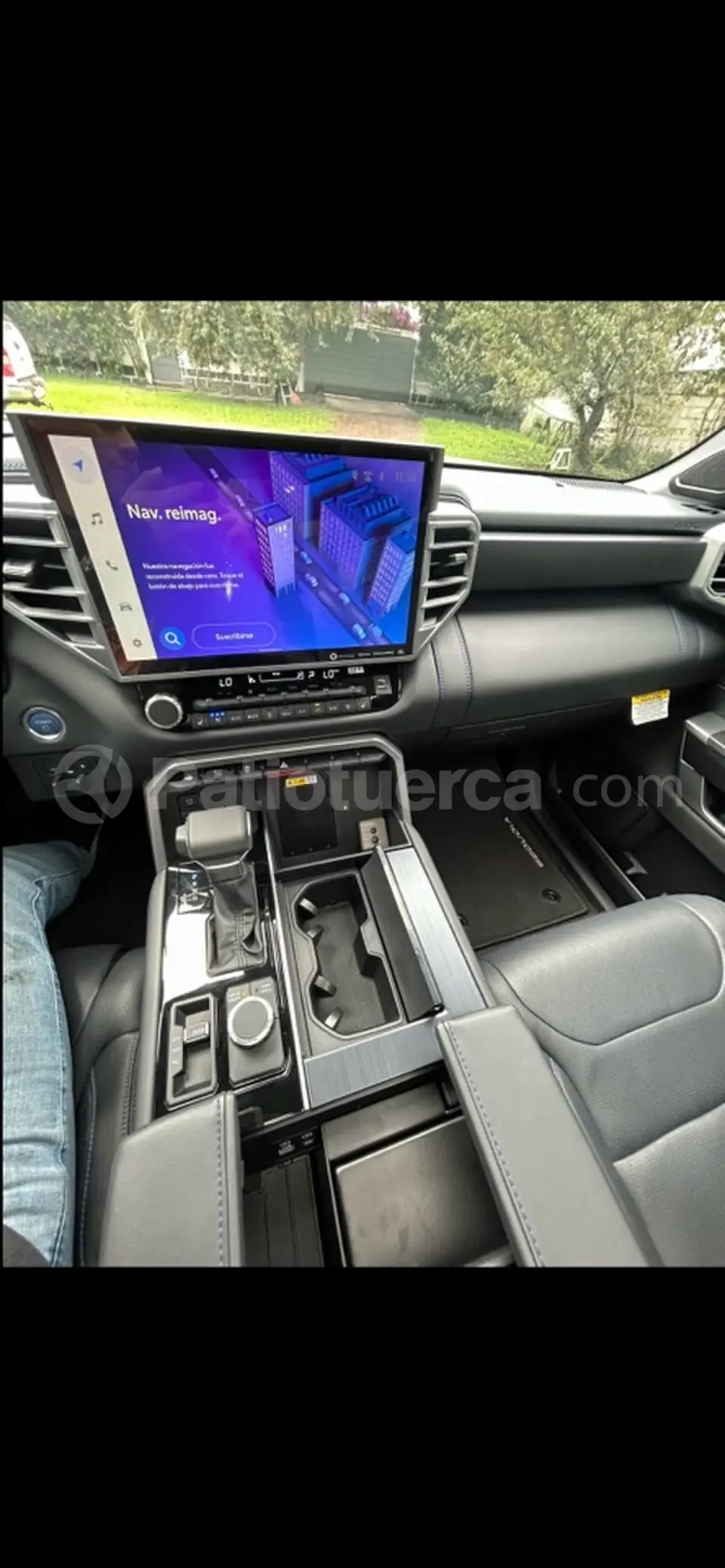 Foto 22 de Toyota Sequoia Platinium