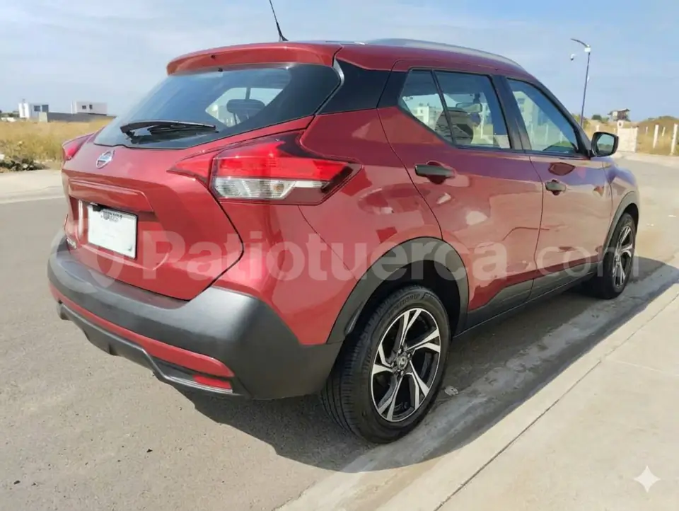 Foto 3 de Nissan Kicks Drive