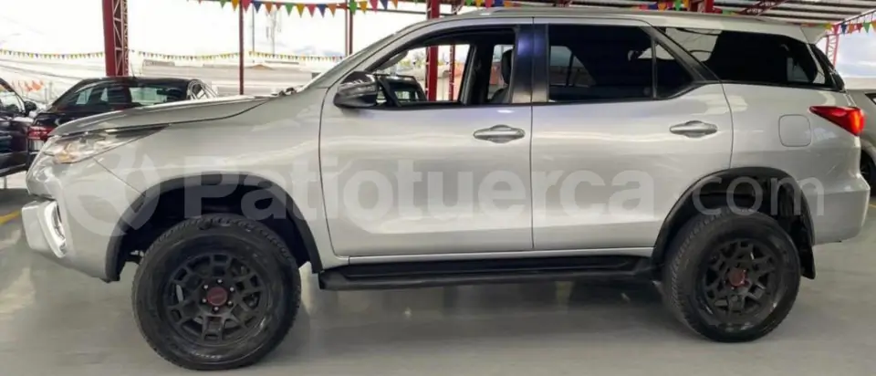 Foto 8 de Toyota New Fortuner