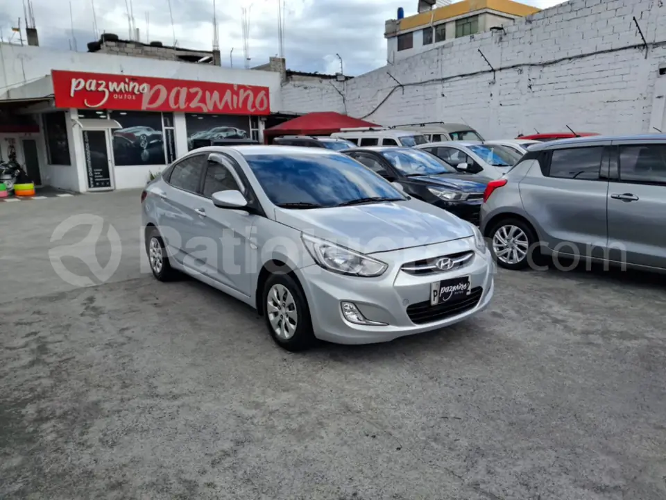 Foto 1 de Hyundai Accent