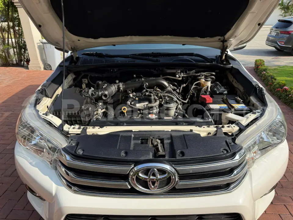 Foto 5 de Toyota TOYOTA	NEW HILUX SR 2.7 CD 4X4