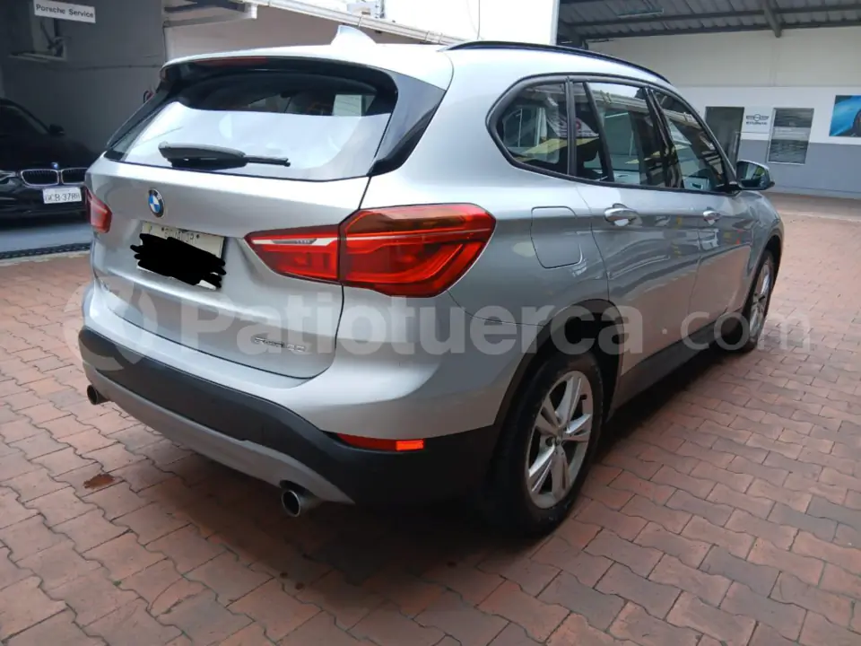 Foto 2 de BMW X1
