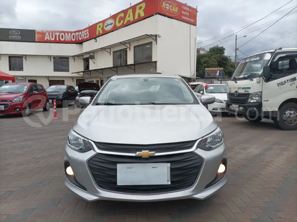 Foto 2 de Chevrolet ONIX LT TURBO