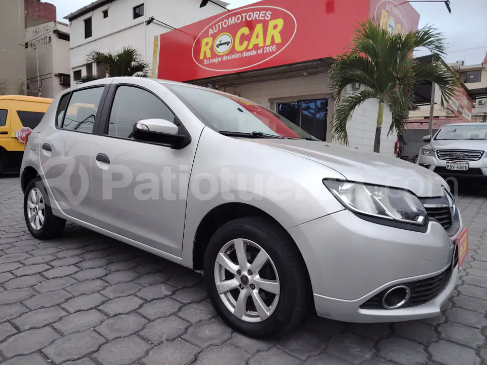 Foto 3 de Renault SANDERO EXPRESSION