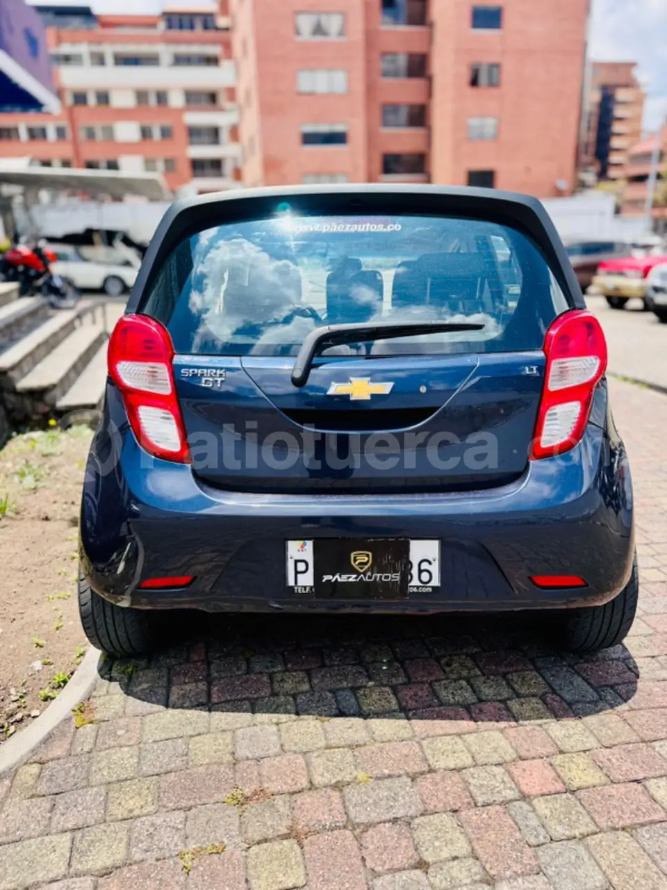 Foto 3 de Chevrolet Spark GT