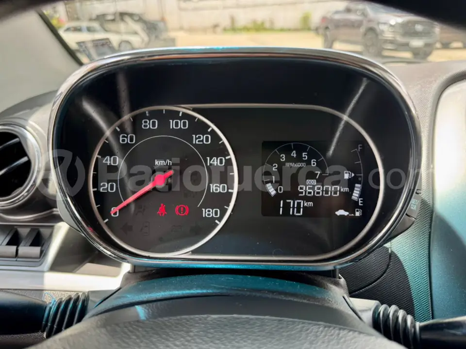 Foto 5 de Chevrolet Spark GT